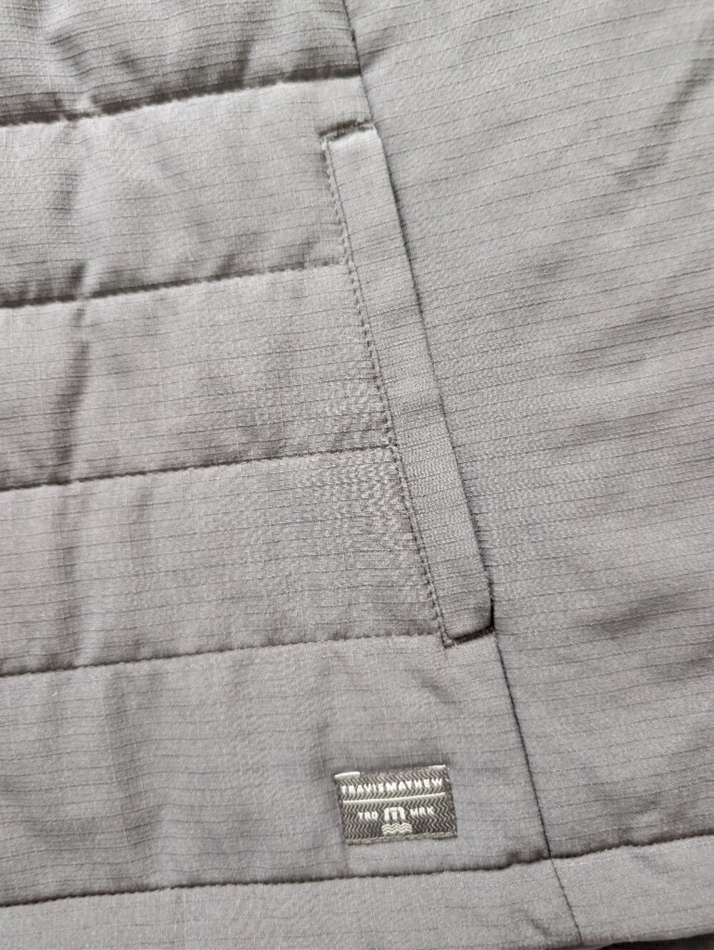 Travis Mathew Cold Bay Black Quilted Puffer Vest Lightweight XXL Preppy Golf image 9